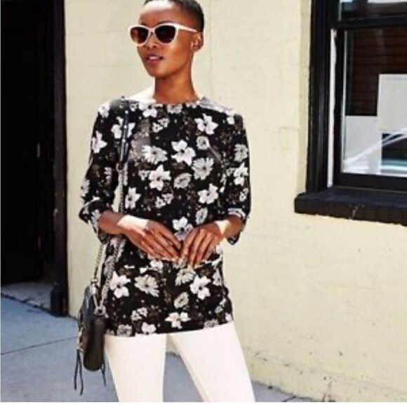 French Connection Black Floral Tunic Top! 🌸 - Picture 1 of 6